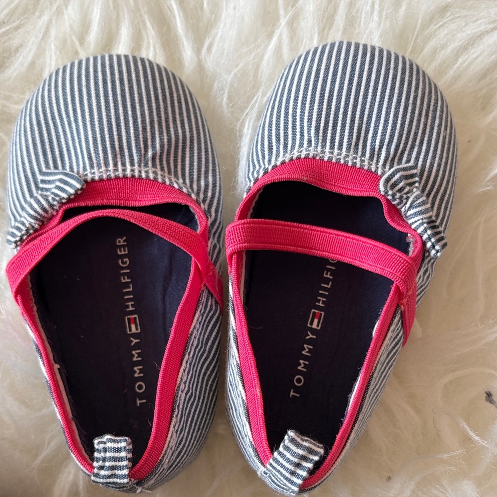 Tommy Hilfiger Kids Navy and Pink Striped Dress Shoes